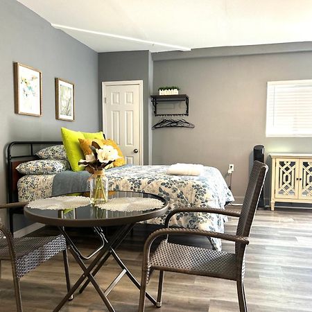 Spacious Studio With Private Entry Moreno Valley Exterior foto